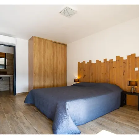 Via Mare Aldeamento Turístico 4*