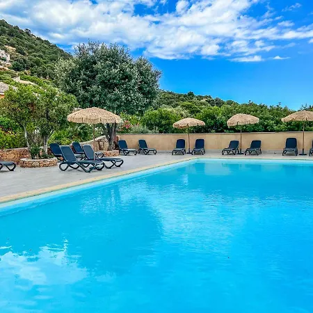 Via Mare Holiday park 4*