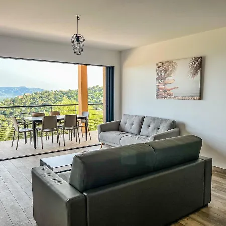 Holiday park Via Mare 4*